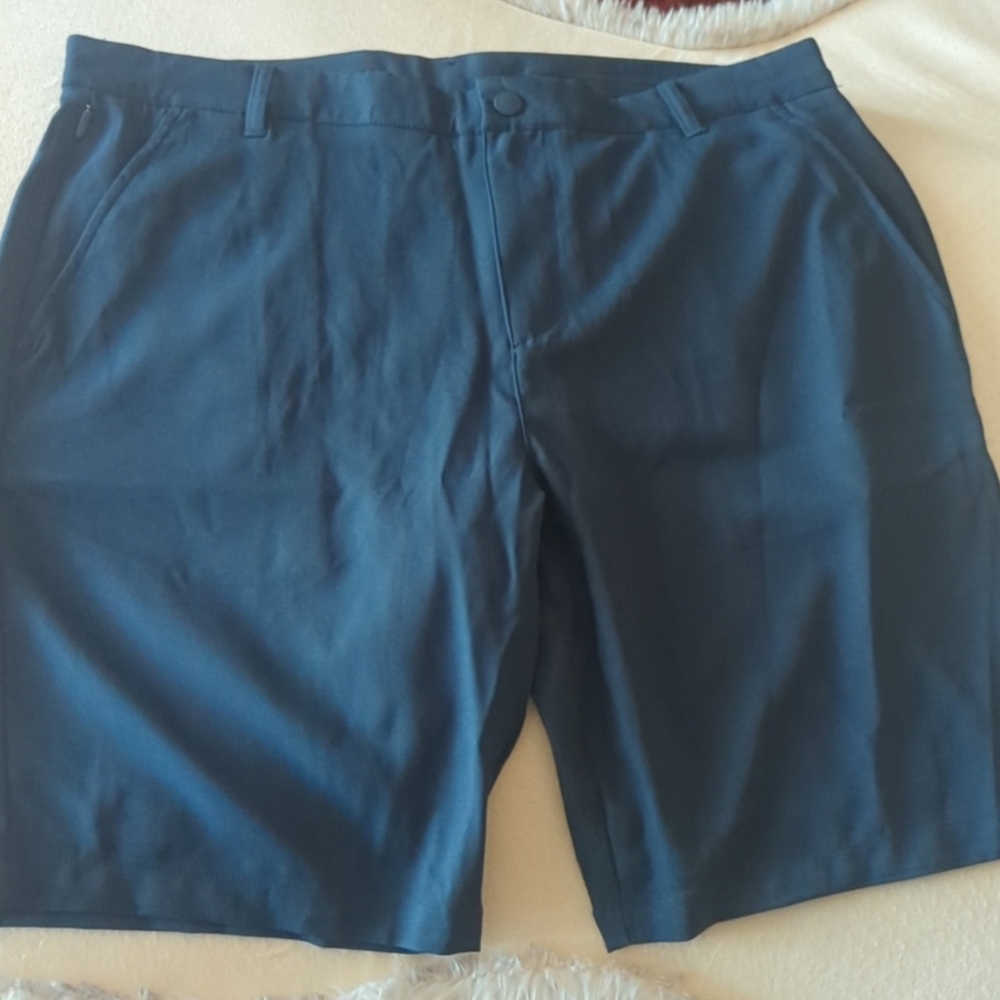 Men's 38" Kirkland Performance Shorts
